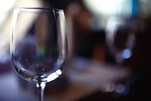 Empty Wine Glasses Restaurant Interior Serving Beautifully Served Glass Wine — Stock Photo, Image