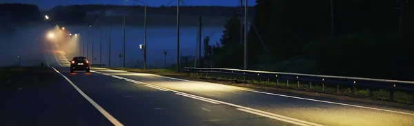 Visión Borrosa Del Tráfico Carretera Por Noche —  Fotos de Stock