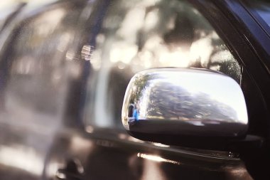 temiz otomatik parça oto yıkama üzerinde