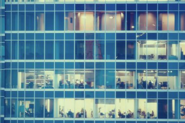 modern şehir mimarisi ile gece ışık