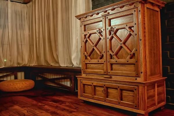 Старинный Дубовый Комод Старинная Мебель — стоковое фото