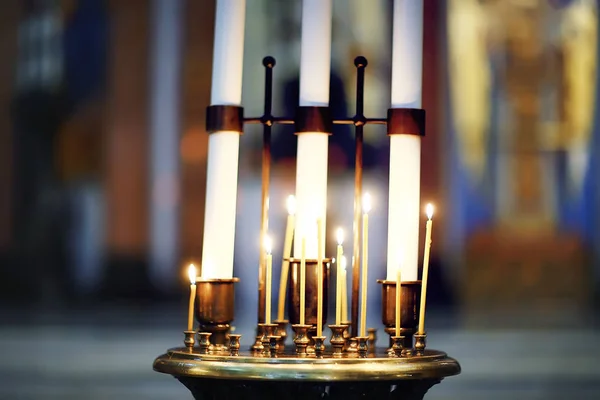 Interiér Kostela Noc Noc Pohled Uvnitř Katedrály Slavnostní Večer Kostele — Stock fotografie