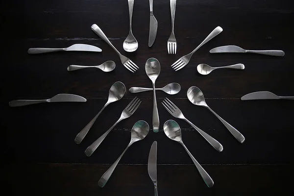 Виделки Ложки Ножі Столі Красива Подача Посуду — стокове фото