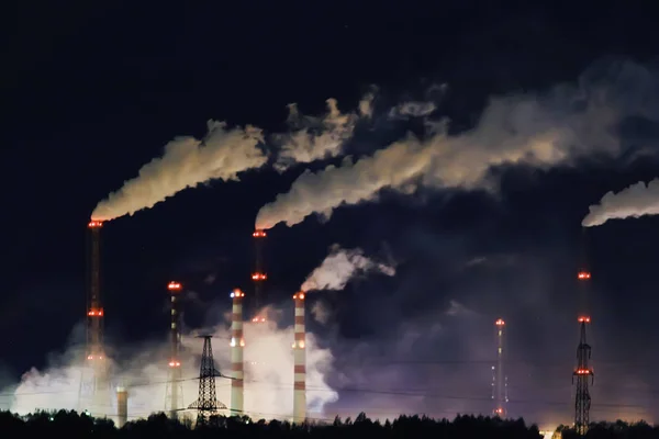 Fumée Nocturne Des Tuyaux Paysage Usine — Photo