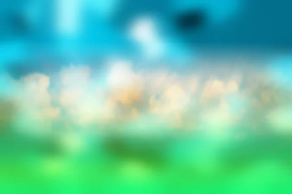Трава Небо Хмари Розмитий Фон Красивий Дизайн Весняного Фону — стокове фото