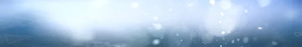 Wąskie Długie Tło Świecące Niewyraźne Tło Zima Płatki Śniegu Niewyraźne — Zdjęcie stockowe