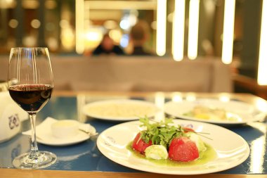 bir bardak şarap alkol/şarap likörü, üzüm kutlamaları