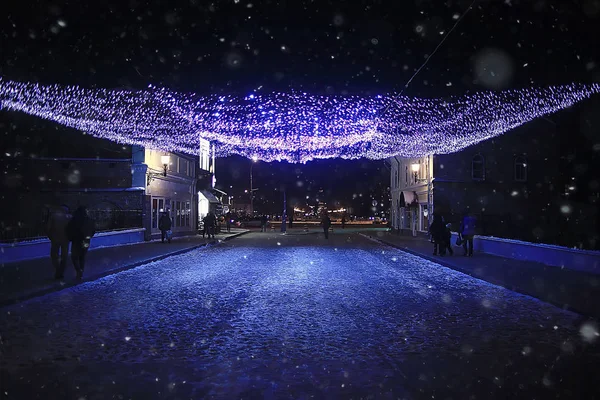 Cidade Noturna Inverno Paisagem Janeiro Luzes Cidade Decoradas Para Férias — Fotografia de Stock