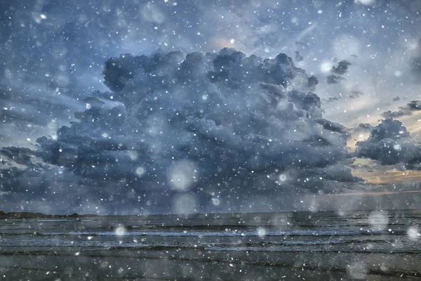 Небо Снежные Облака Абстрактный Фон Серый Зимнее Небо Погода Снегопад — стоковое фото