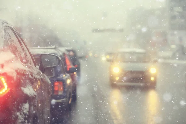 Autos Winterlichen Stau Stadt Winterwetter Auf Der Stadtautobahn Die Sicht — Stockfoto