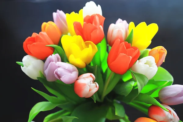 Buquê Tulipas Coloridas Flores Primavera Flores Bonitas Brilhantes Conceito Presente — Fotografia de Stock