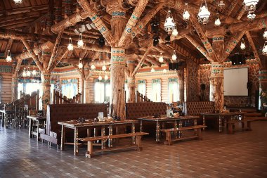 Tablo ayarı restoran/çatal bir kafede bir masada, güzel gıda kavramı, Avrupa tarzı