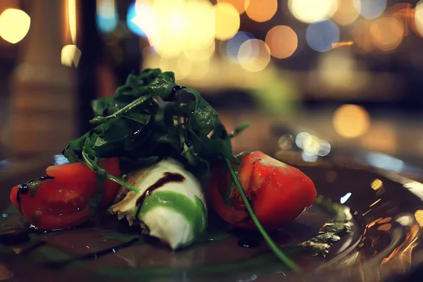 Yunan Salatası Akdeniz Mutfağı Tabak Taze Salata Sağlıklı Gıda Diyet — Stok fotoğraf