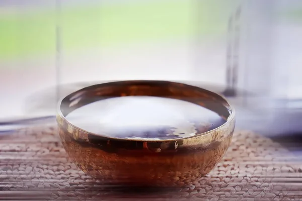 Tibetan Singing Bowl Water Traditional Yoga Health Accessories Golden — Stock Photo, Image