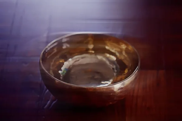 Tibetan Singing Bowl Water Traditional Yoga Health Accessories Golden — Stock Photo, Image