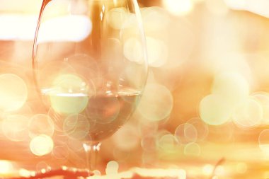 Romantik akşam yemeği sofra