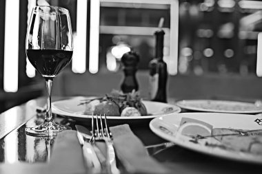 bir kafede romantizm/güzel konsept alkol cam, tatil akşam yemeği sunan şarap Restoran