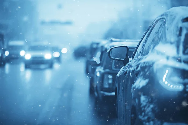 Autos Winterlichen Stau Stadt Winterwetter Auf Der Stadtautobahn Die Sicht — Stockfoto