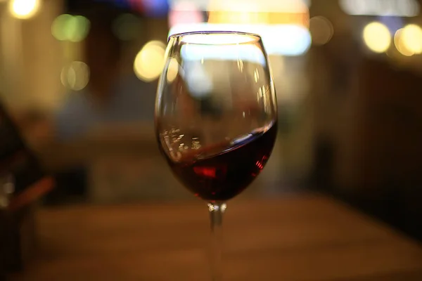 Bir Bardak Şarap Alkol Şarap Likörü Üzüm Kutlamaları — Stok fotoğraf