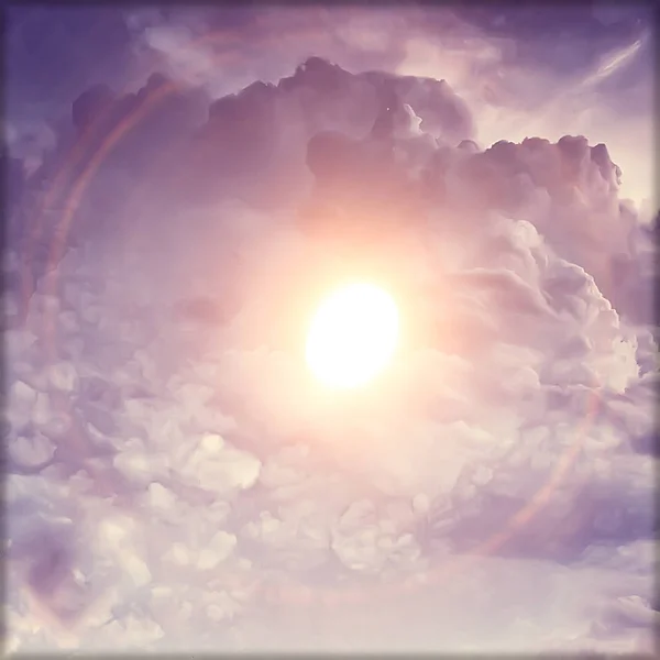 Σωρός από σύννεφα στον ουρανό — Φωτογραφία Αρχείου