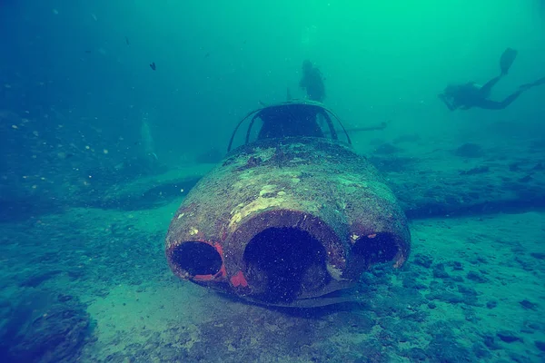 airplane scuba wreck / diving site airplane, underwater landscape air crash in the sea