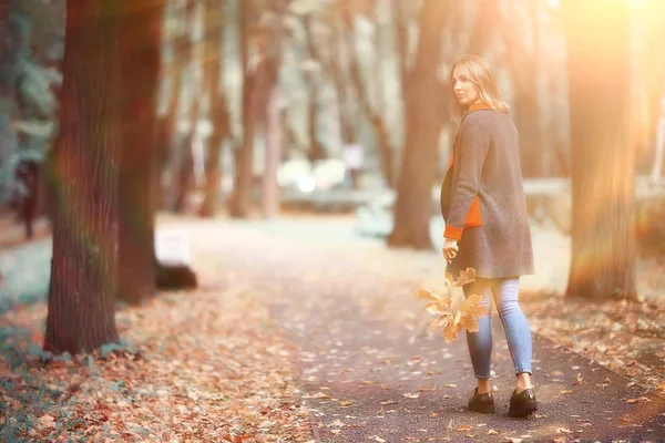 Portrait Femme Automne Ans Promenade Dans Parc Automne Repos Automne — Photo