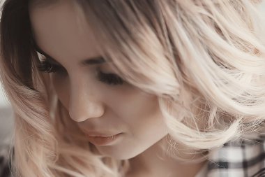 Vintage tarzı güzel model tarzı/modern güzel model