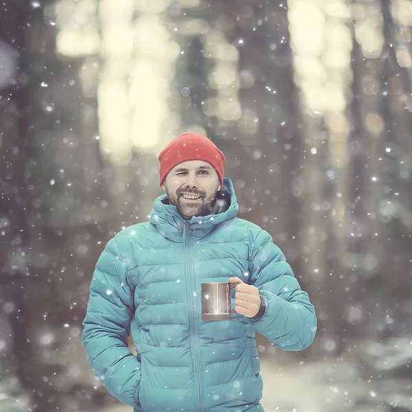 Man Sport Naar Beneden Jas Landschap Winter Trekking Donsjack Een — Stockfoto