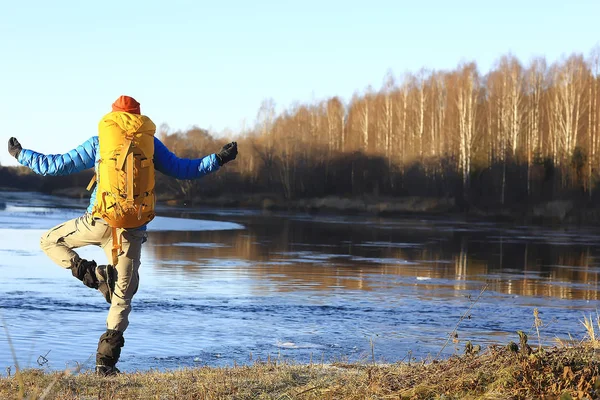 Homem Uma Caminhada Inverno Ioga Descanso Meditação Natureza Aventura Norte — Fotografia de Stock