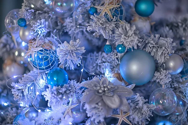 Yeni Yıl Dekorasyon Arka Plan / Bulanık Güzel Noel Arka Plan, Dekore Noel Köknar On Oyuncaklar