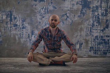 stüdyoda model adam