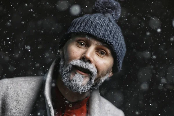 Hipster Jultomten Vinter Porträtt Man Med Skägg Grått Skägg Och — Stockfoto