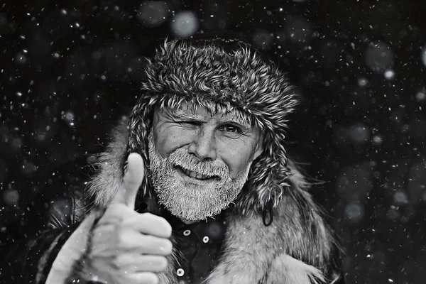 Hipster Święty Mikołaj Zimowy Portret Mężczyzny Brodą Szary Brodę Wąsy — Zdjęcie stockowe