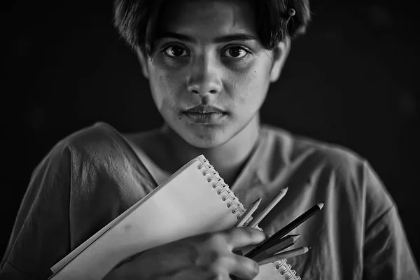 Portret Meisje Kunstenaar Genre Portret Van Een Arme Meisje Het — Stockfoto
