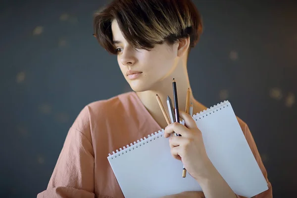 Adult Girl Draws Paper Pencils Portrait Beautiful Young Female Student — Stock Photo, Image