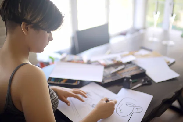 Retrato Una Chica Profesión Diseñador Retrato Una Hermosa Joven Profesional —  Fotos de Stock