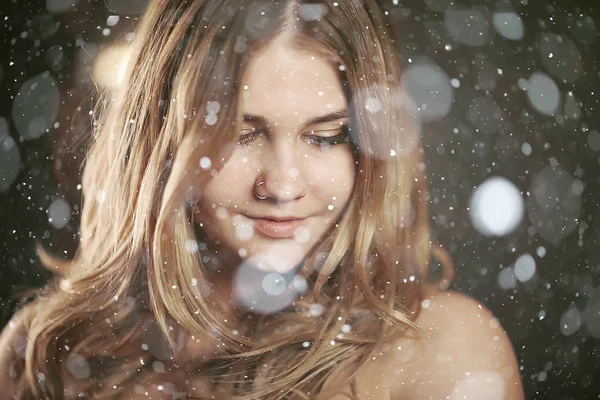 Winter Portrait Sexy Adult Girl Seasonal Cold Portrait Snow Beautiful — 스톡 사진