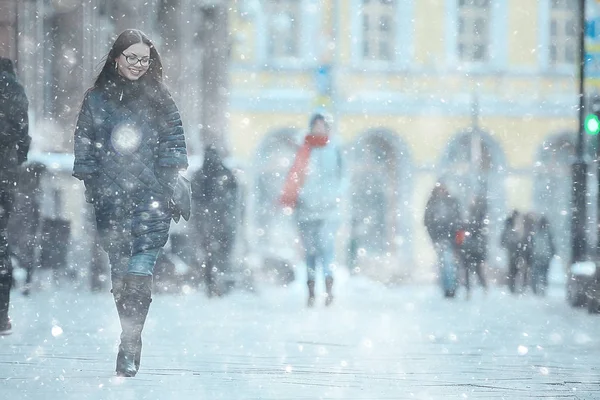 Girl Coat Winter City Concept Fatigue Stress Christmas Chores — Stock Photo, Image