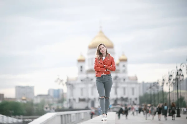 Walk Girls Moscow Lonely Girl Autumn Walks Jacket City — Stock Photo, Image