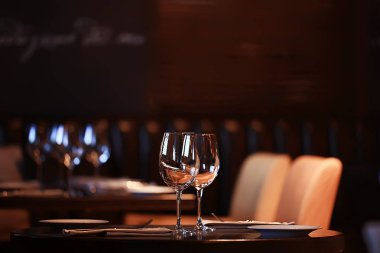 konsept alkol cam / güzel cam, şarap restoran tatma yaşlı şarap