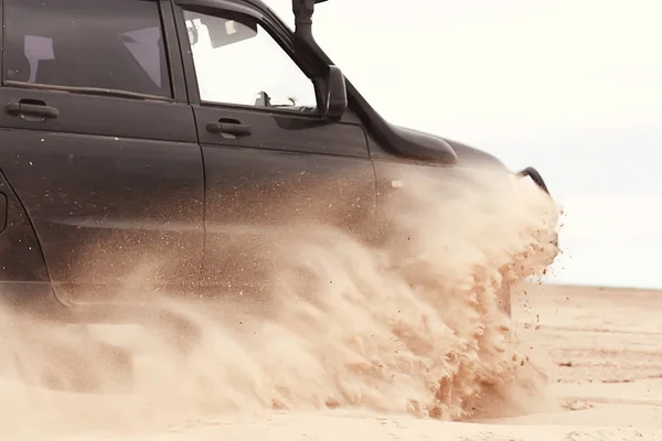 Suv Dans Désert Vieux Véhicule Tout Terrain Vintage Expédition Dans — Photo