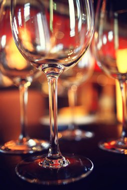 bir kafede bir masada iç restoran sofra / çatal ve sofra, güzel catering sanayi