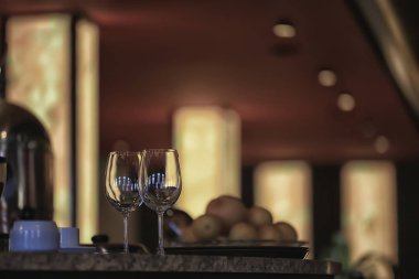 konsept alkol cam / güzel cam, şarap restoran tatma yaşlı şarap