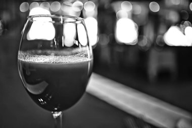 bir kafede bir masada iç restoran sofra / çatal ve sofra, güzel catering sanayi