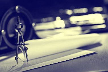 çizim araçları, kavram mühendisliği proje vintage / pusula kalem kağıt eğitim taslak