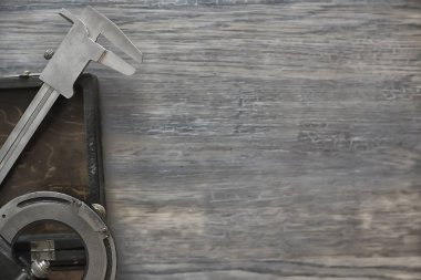 çizim araçları, kavram mühendisliği proje vintage / pusula kalem kağıt eğitim taslak