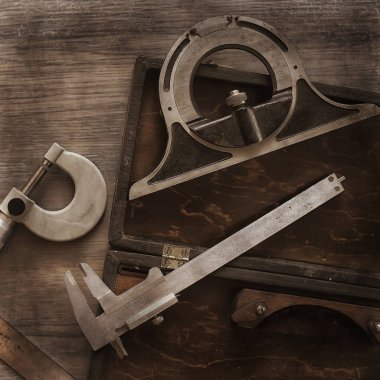 çizim araçları, kavram mühendisliği proje vintage / pusula kalem kağıt eğitim taslak