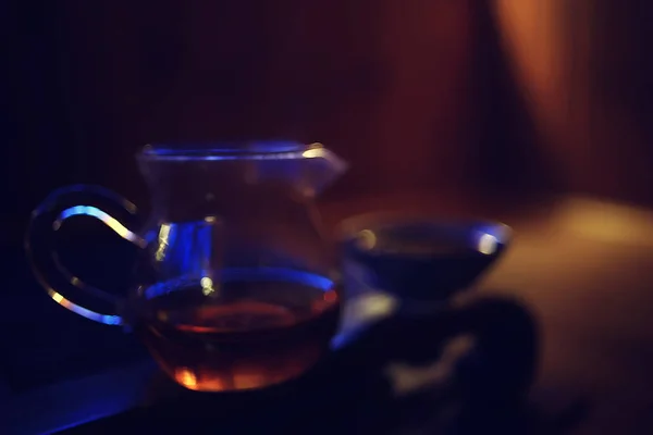 中国茶道 テーブルの上のカップ ティーポット 東洋の伝統 — ストック写真