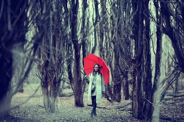 Mujer Joven Paraguas Otoño Otoño Look Moda Modelo Con Paraguas —  Fotos de Stock