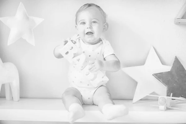 Niño Pequeño Estudio Brillante Niño Pequeño Bebé Hermoso Niño Sano — Foto de Stock